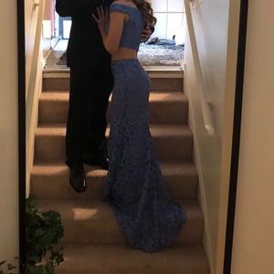 Gorgeous size 0 prom dress